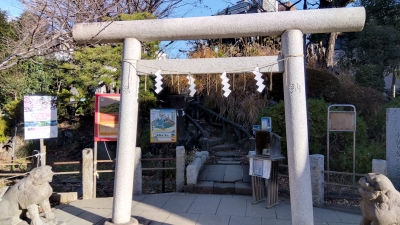 千駄ヶ谷の富士塚へ